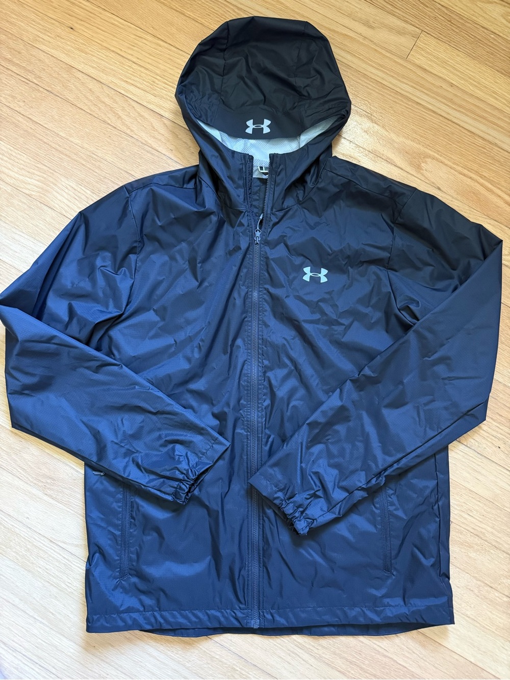 Under Armour Men's Black Hooded Windbreaker Jacket